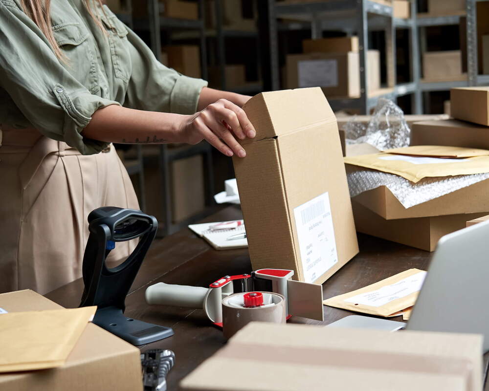 How to pack and ship ecommerce orders - Sell on Amazon